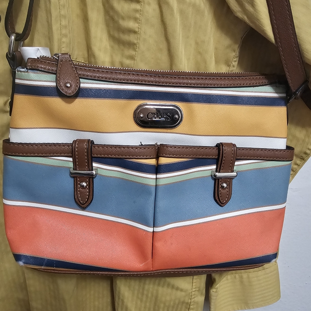 CHAPS CROSSBODY BAG. Good condition